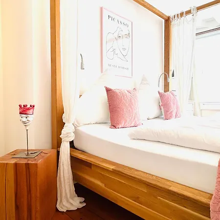 Mond Im Herzen Von * Monschau