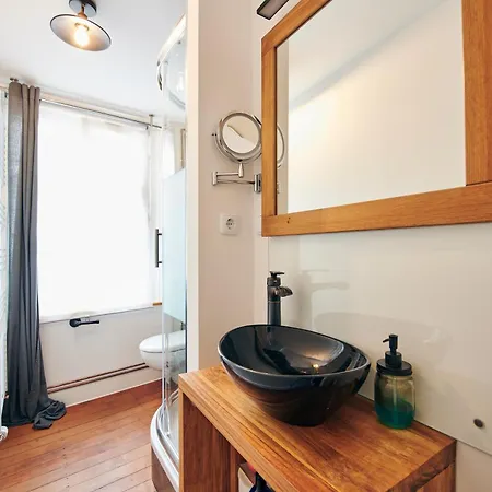 Mond Im Herzen Von Apartment